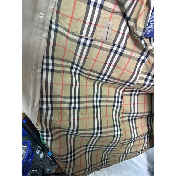 Burberrys of London Trench Coat Beige with Removable Liner Sz 44 Long - Picture 11 of 16